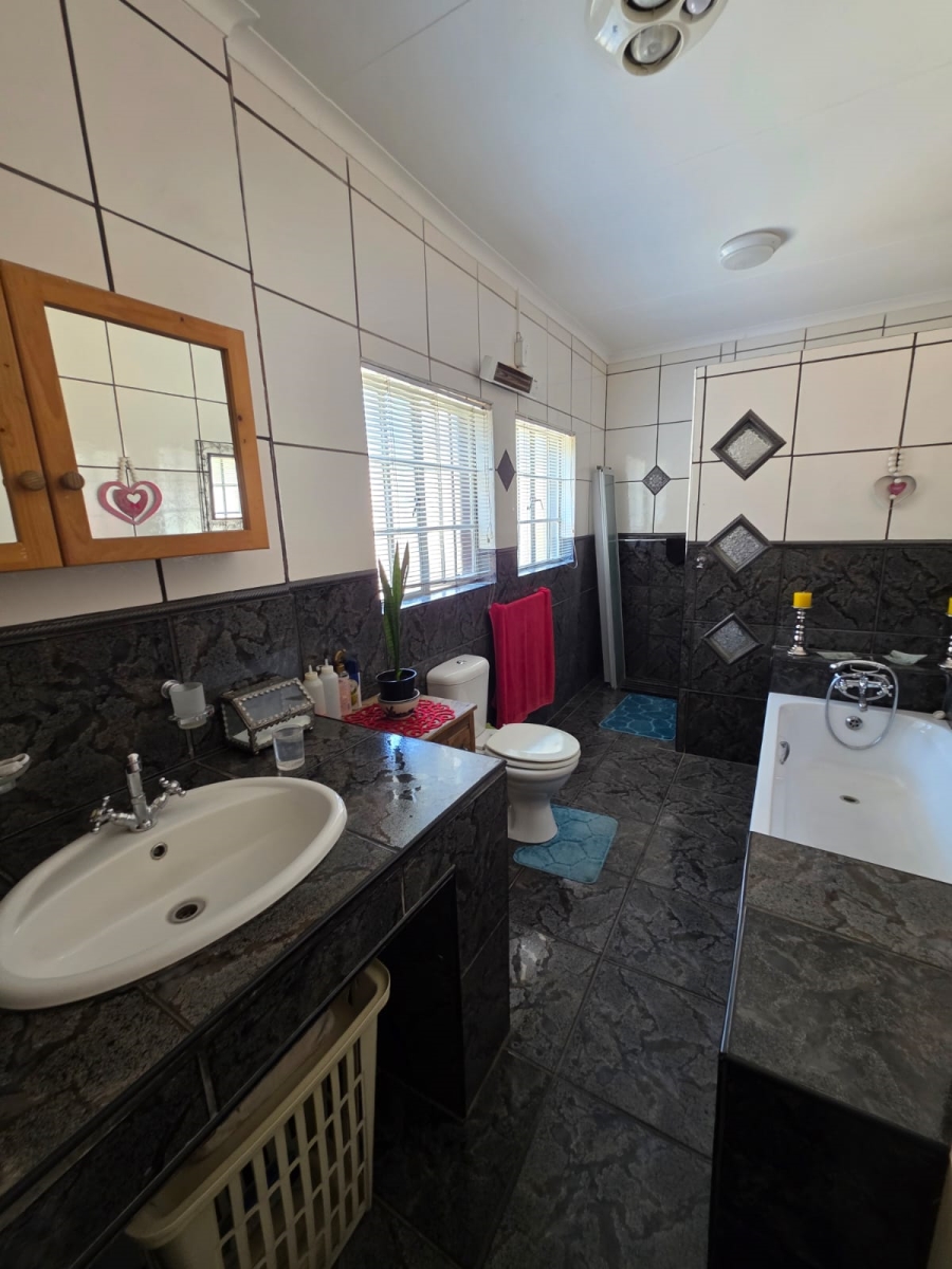 3 Bedroom Property for Sale in Sasolburg Ext 4 Free State